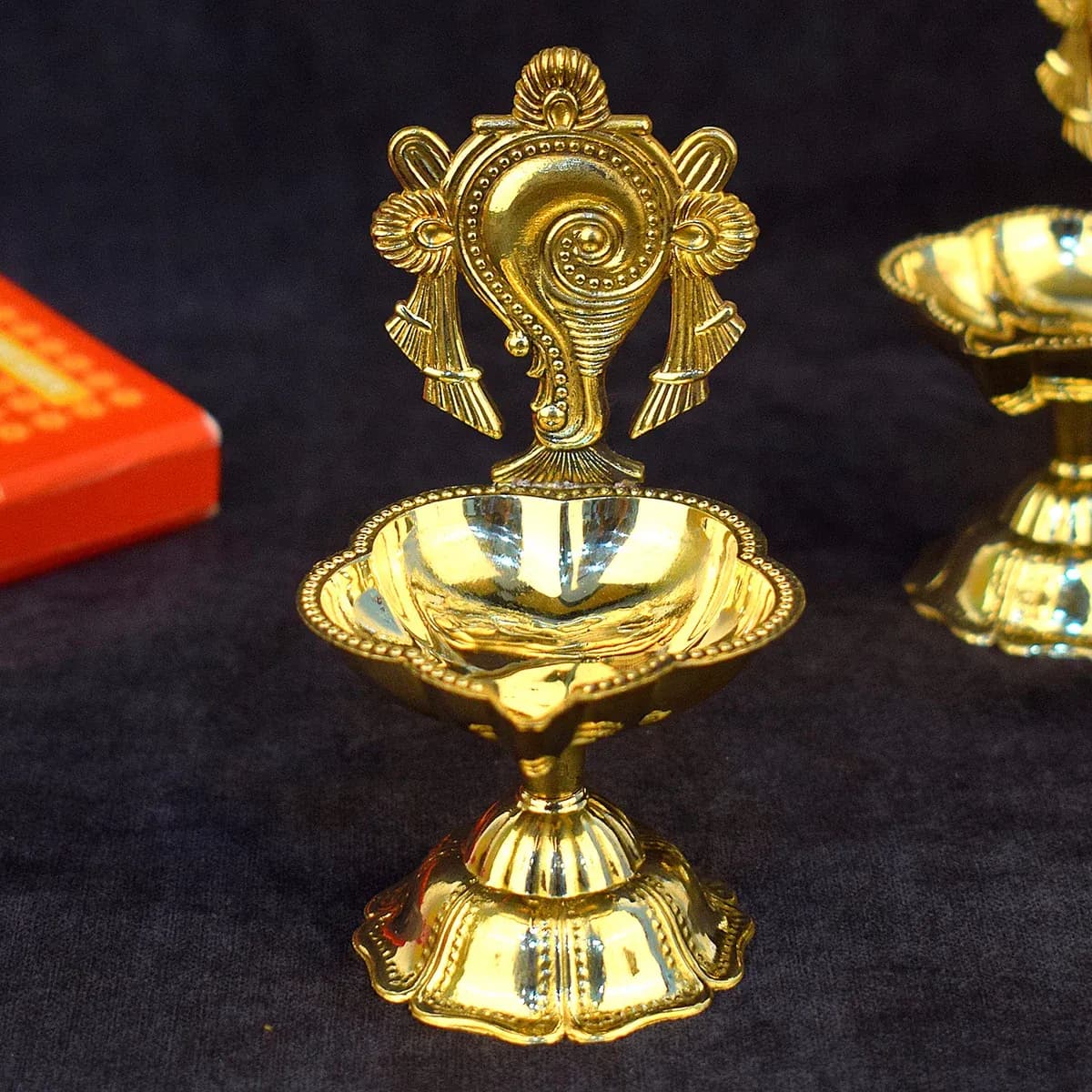 Designer Shankh Brass Diya